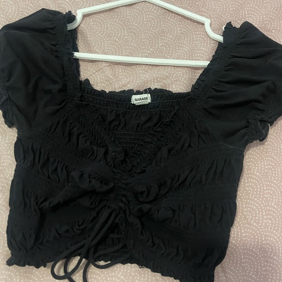 Garage crop top - Picture 3 of 3